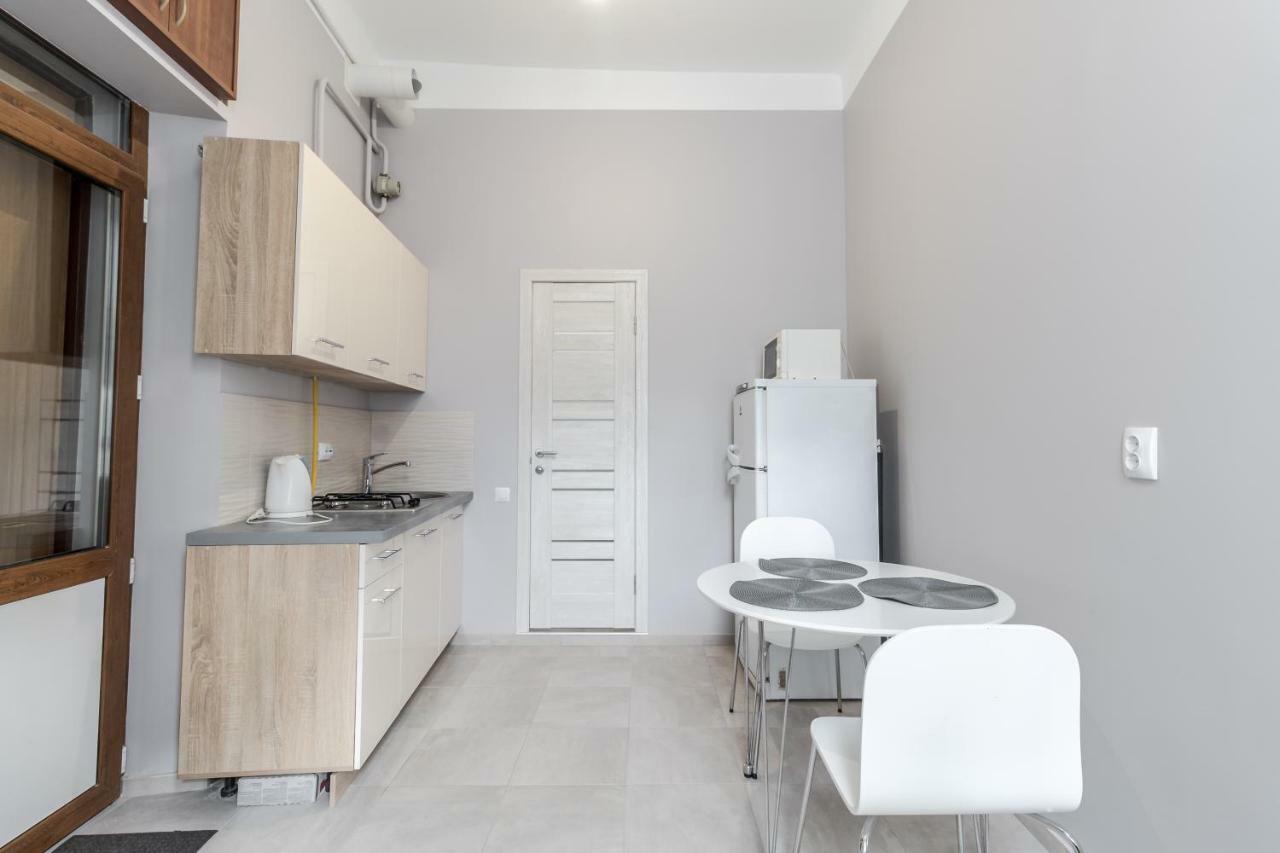 Midwheel Apartment 9 Лвив Екстериор снимка