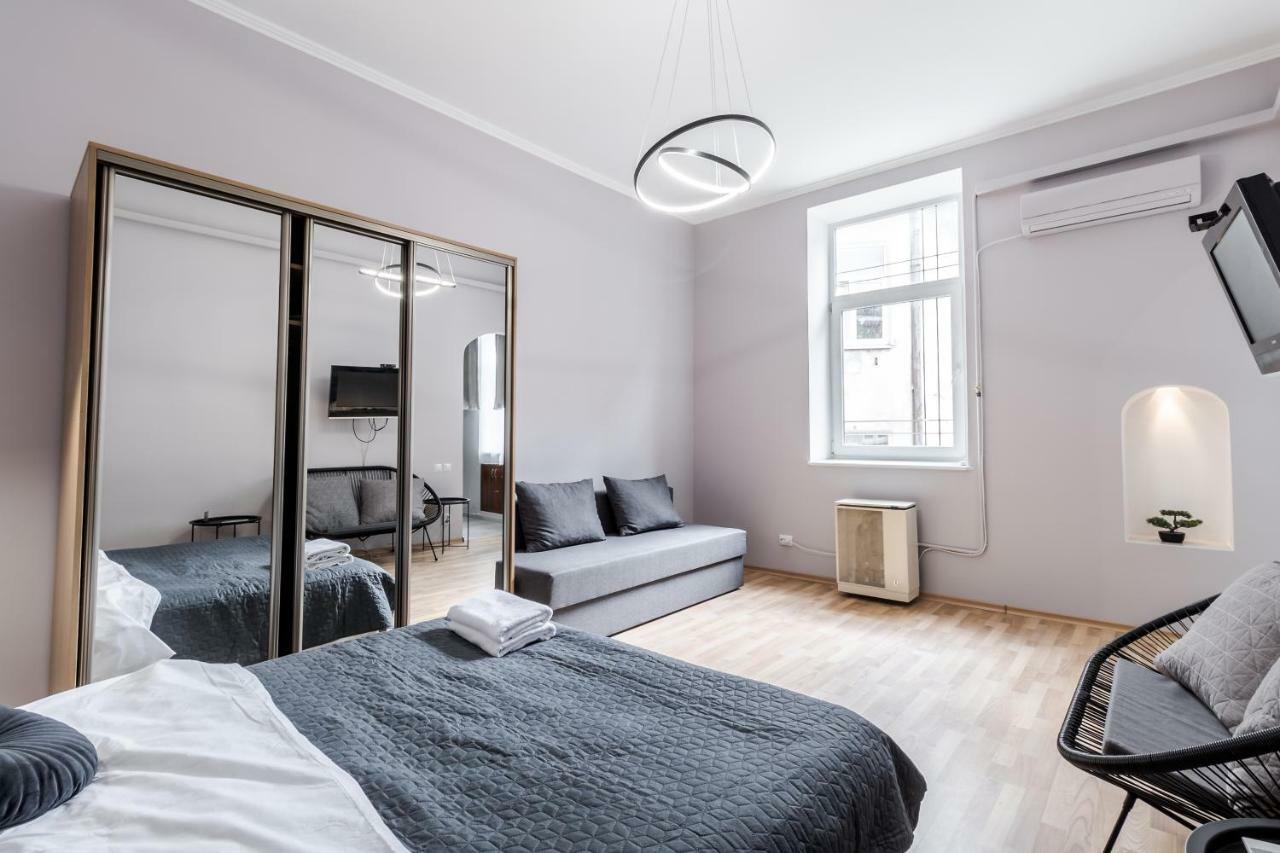 Midwheel Apartment 9 Лвив Екстериор снимка